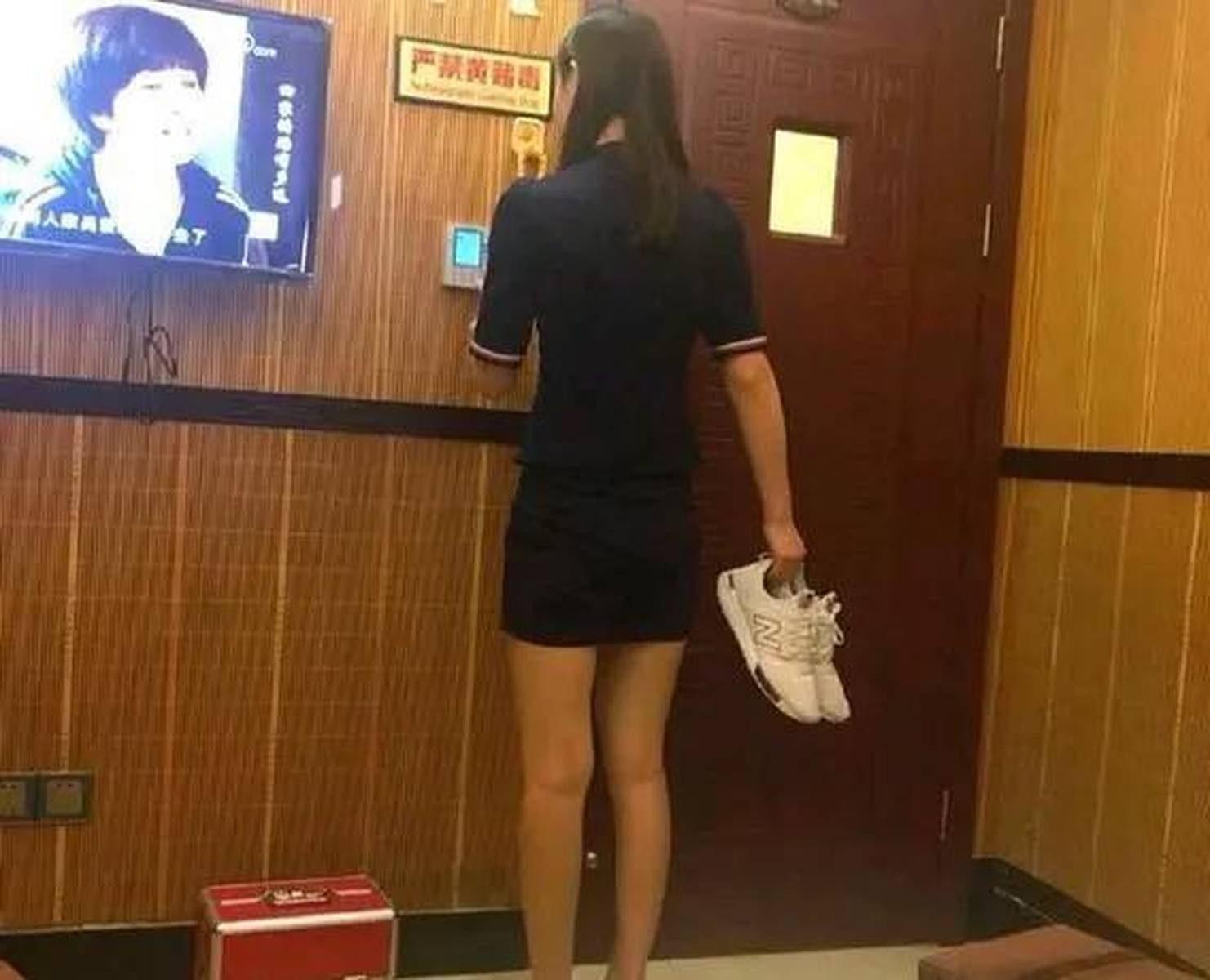 嘉興八旬老人疾行足浴店 半年消費(fèi)四十萬惹眾議